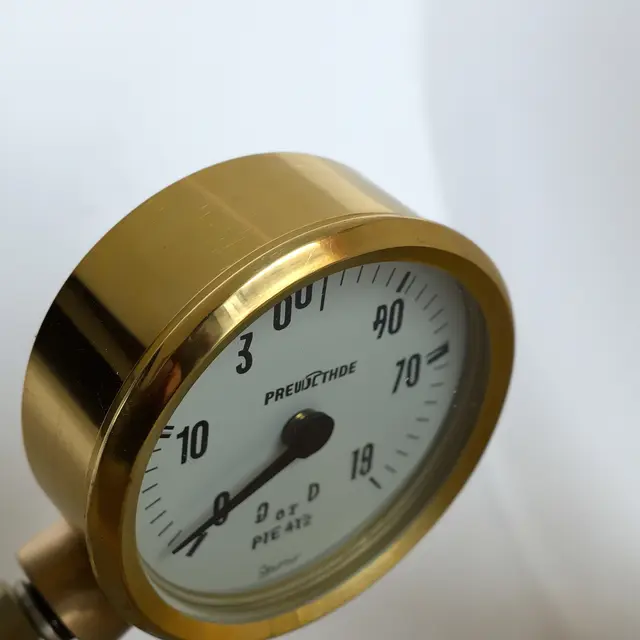 Pressure Gauge